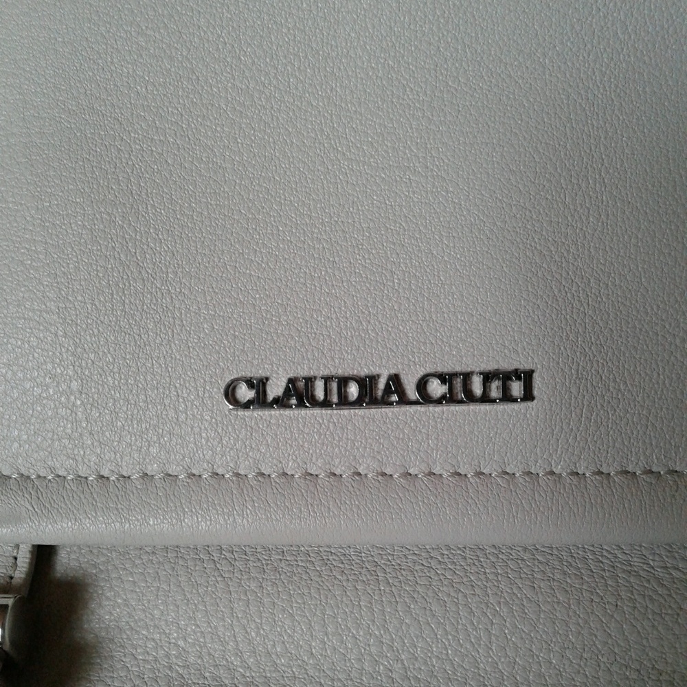 🌺PRICE DROP🌺Claudia Ciuti Designer Leather Purse - Picture 5 of 5